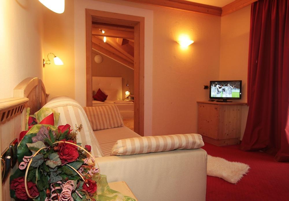Hotel Cristallo 3*