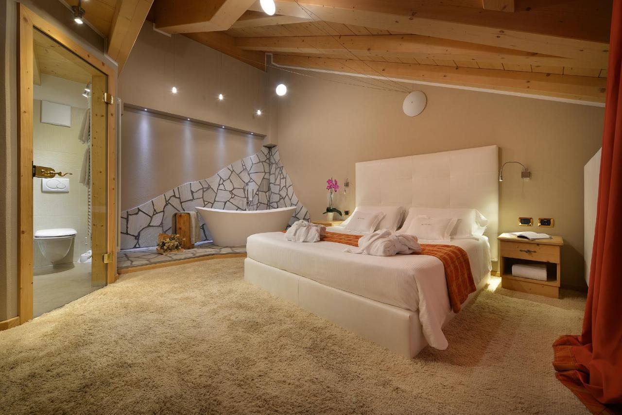 Hotel Cristallo 3*