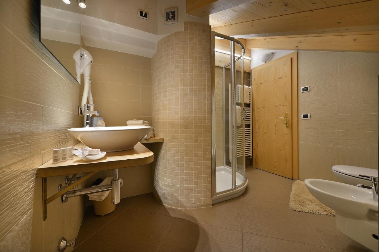 Cristallo Hotel 3*